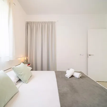 Greta, Cocqueto En Apartamento *