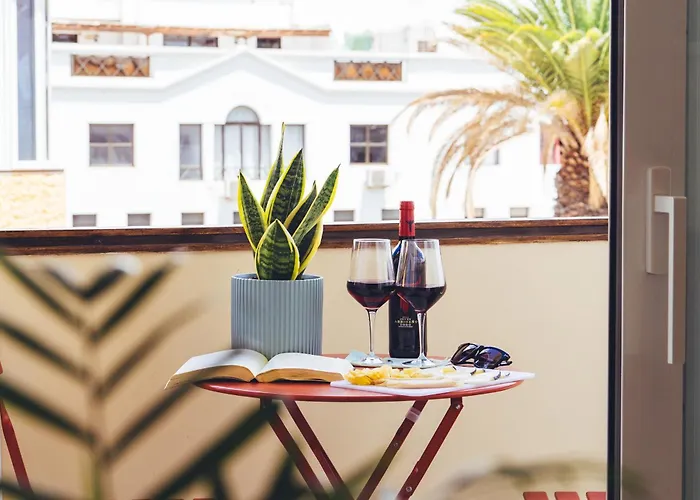 Greta, Cocqueto En * ארסיפה