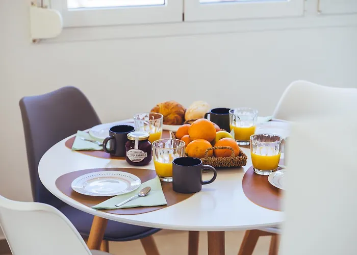 Greta, Cocqueto En דירה *